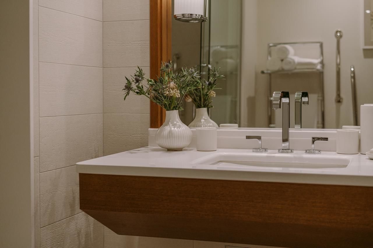 Отель Regent Porto Montenegro Тиват-19