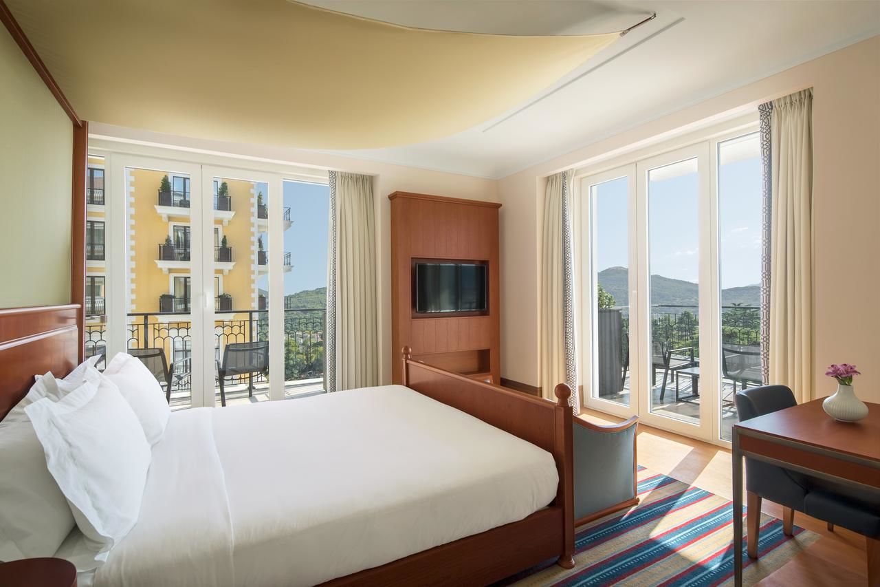 Отель Regent Porto Montenegro Тиват-29