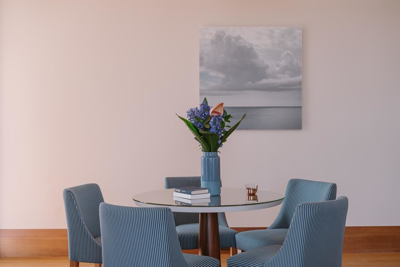 Отель Regent Porto Montenegro Тиват