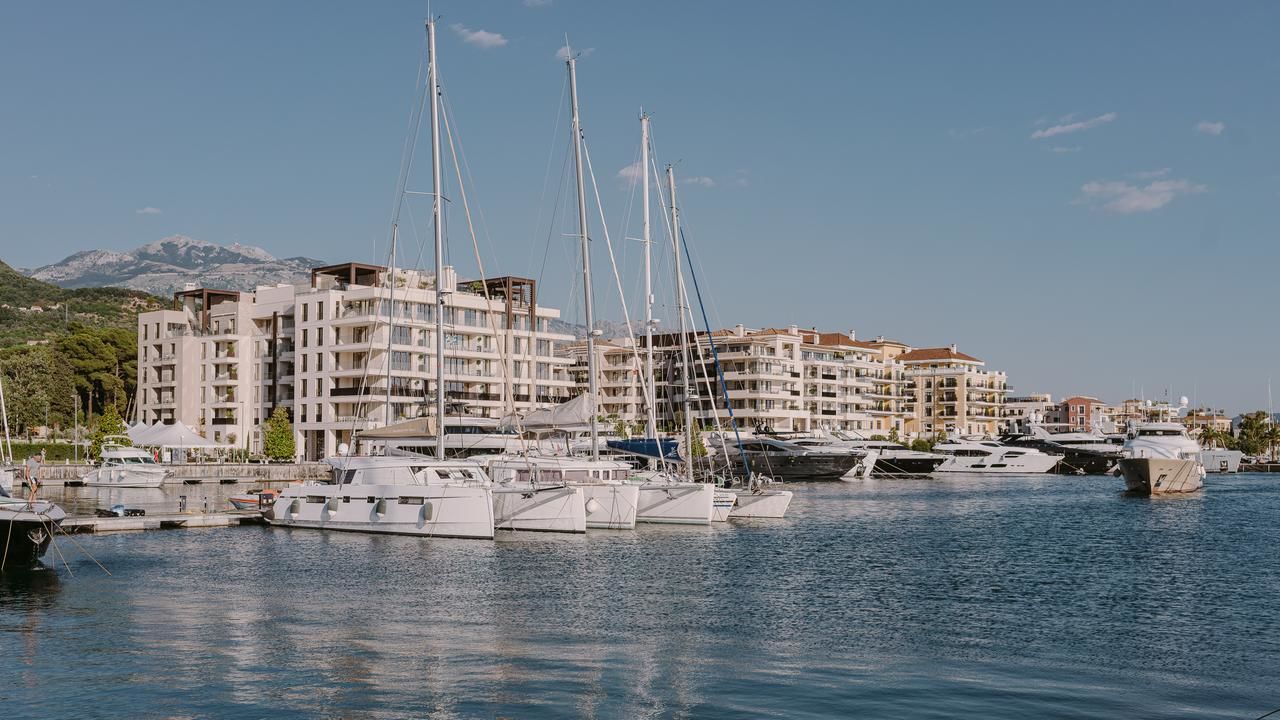 Отель Regent Porto Montenegro Тиват-7