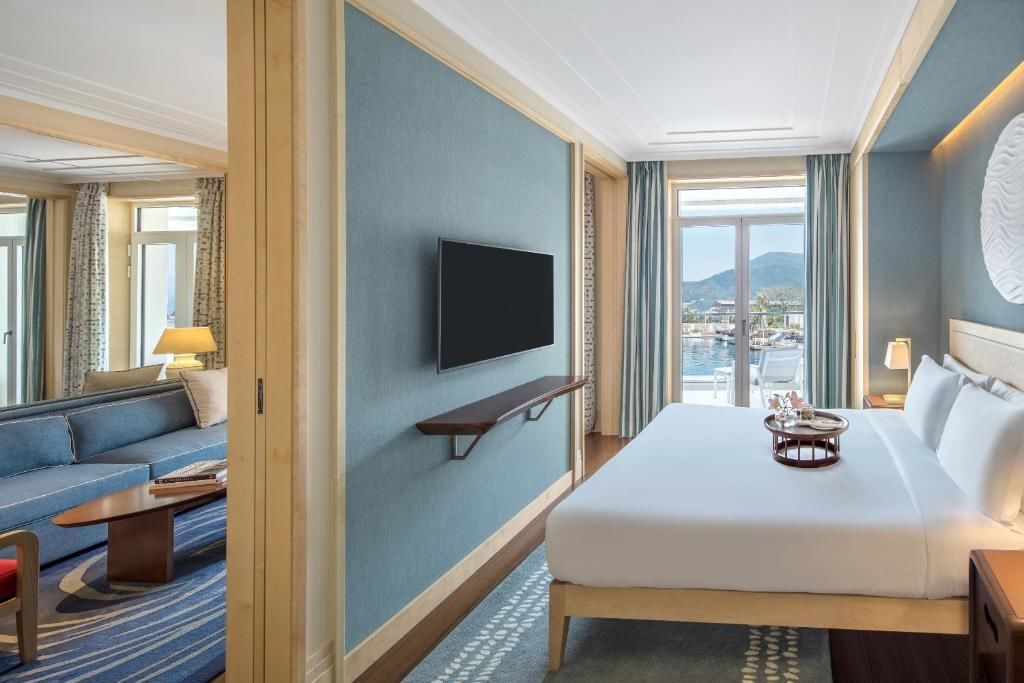 Отель Regent Porto Montenegro Тиват-71