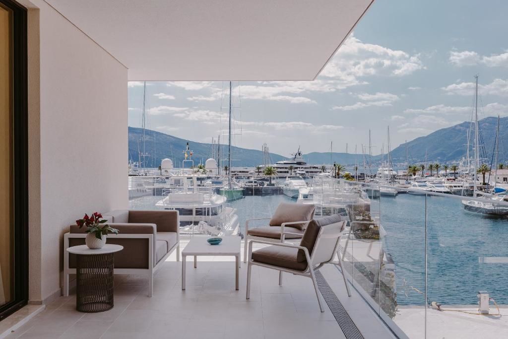 Отель Regent Porto Montenegro Тиват-99