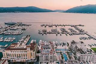 Отель Regent Porto Montenegro Тиват-1