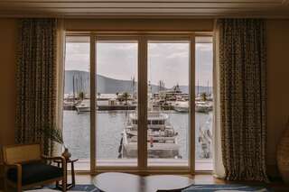 Отель Regent Porto Montenegro Тиват Люкс Baia с 1 спальней и видом на море-2
