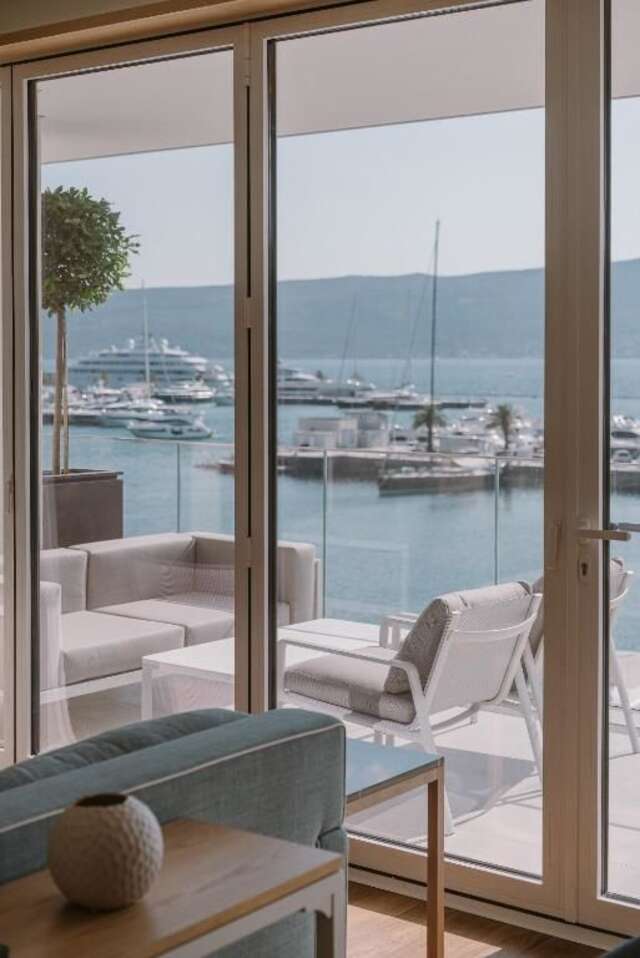Отель Regent Porto Montenegro Тиват-107