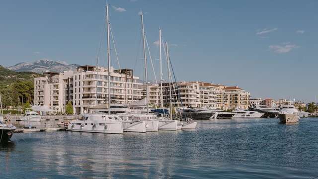 Отель Regent Porto Montenegro Тиват-6