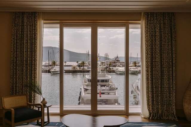 Отель Regent Porto Montenegro Тиват-97